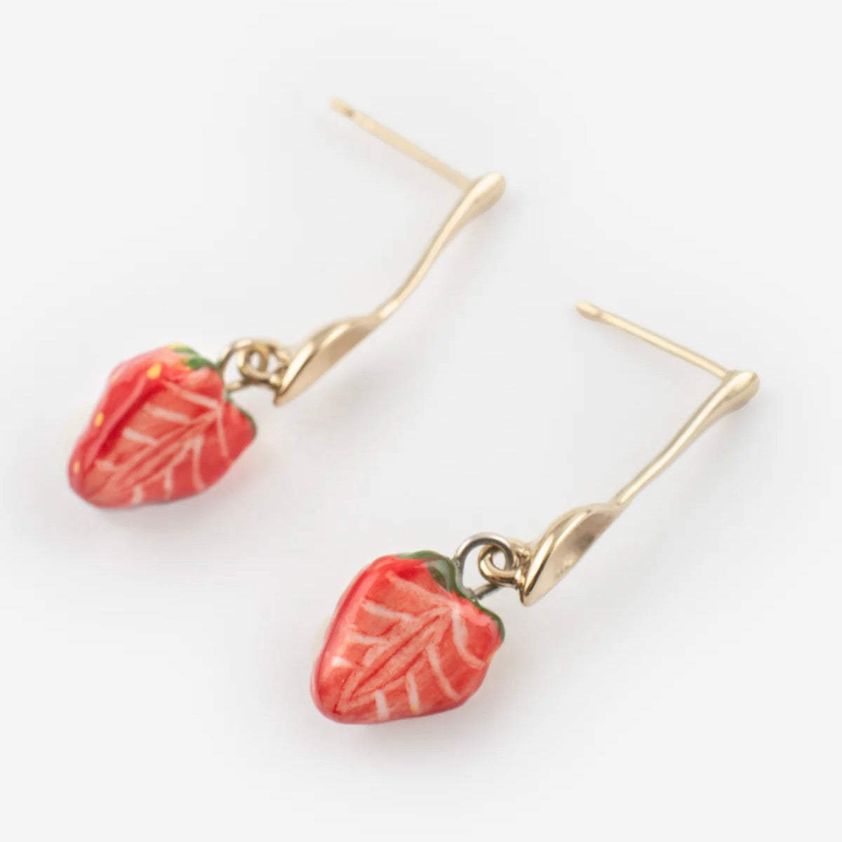 Aros Cucharas y Frutillas - Leontina Joyas