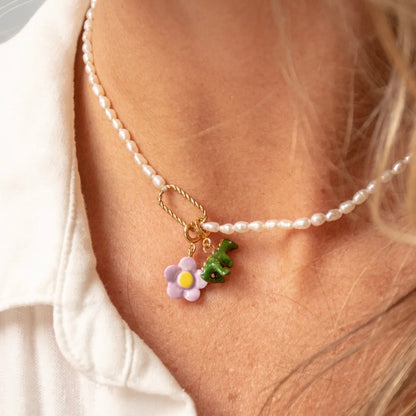 Charm Flor Morada