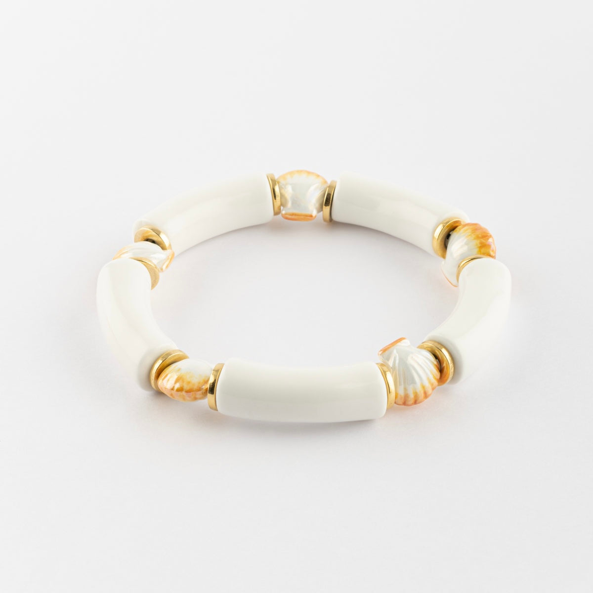 Brazalete Conchitas elasticado de porcelana francesa y conchita natural — Nach Bijoux