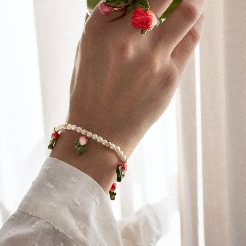 Brazalete Perlas y Tulipanes