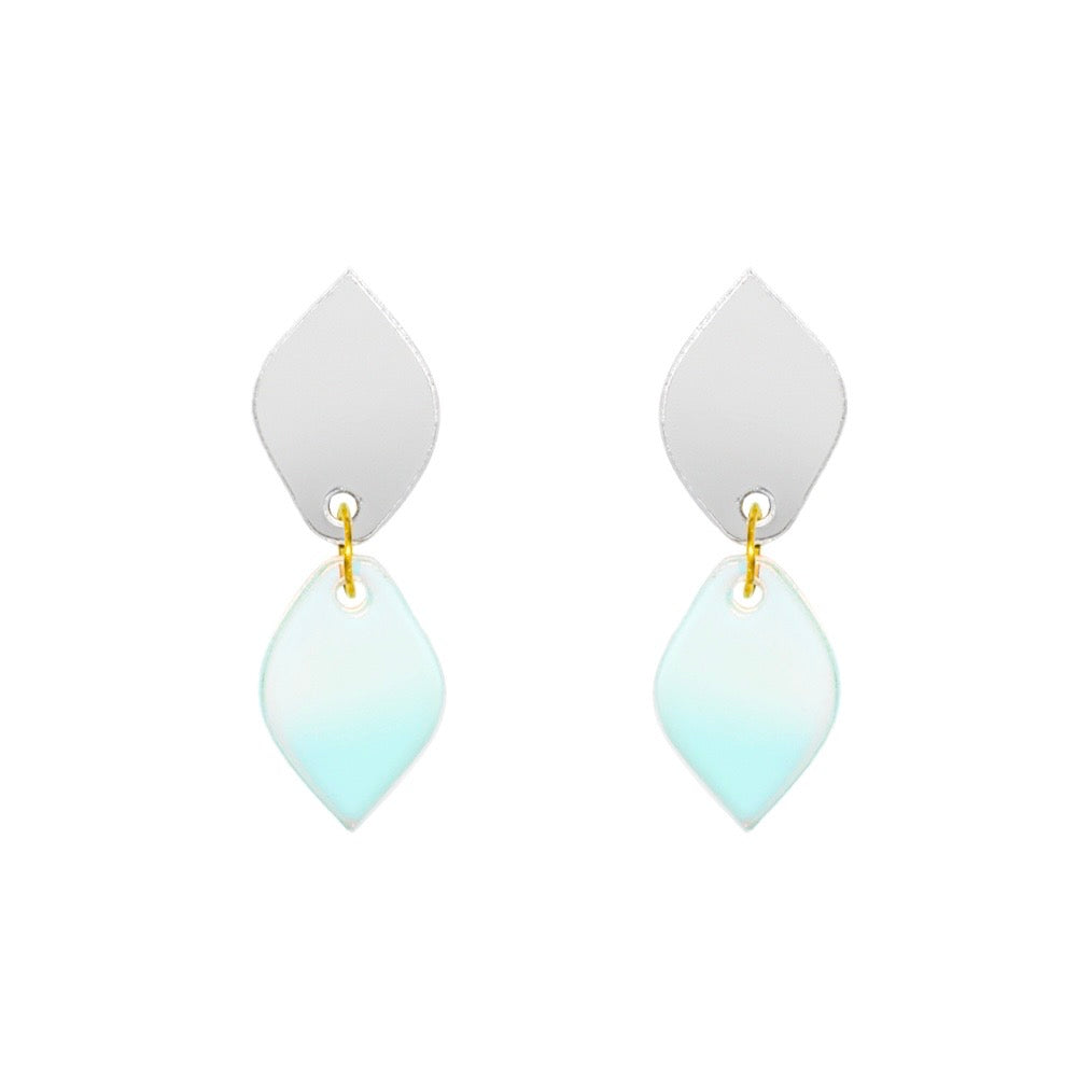 Aros midi «Crepúsculo» de la marca Papiroga, fabricados en acrílico (metacrilato) con diseño español - Leontina Joyas Chile