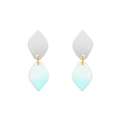 Aros midi «Crepúsculo» de la marca Papiroga, fabricados en acrílico (metacrilato) con diseño español - Leontina Joyas Chile