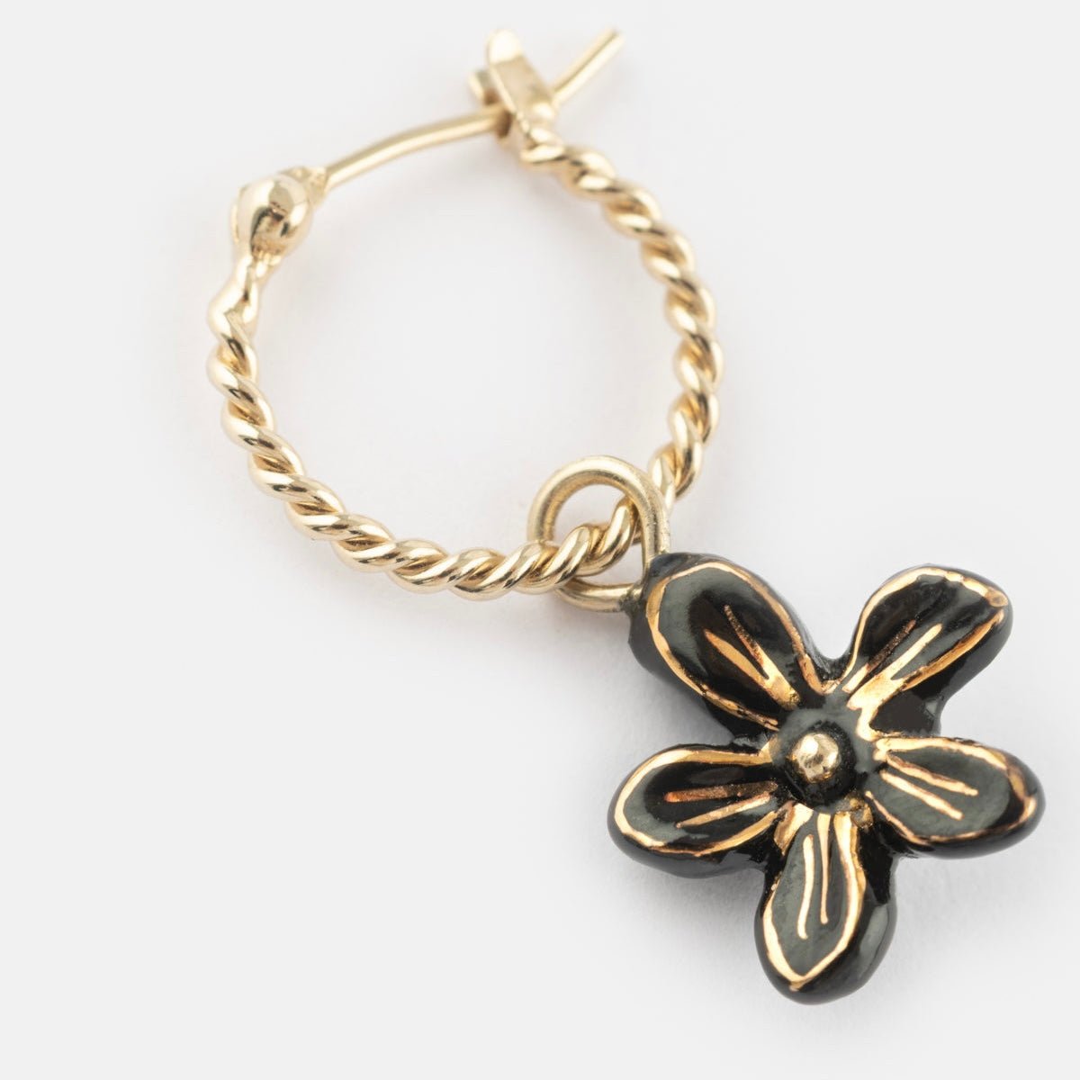 Aro Flor Erine Negra - Leontina Joyas