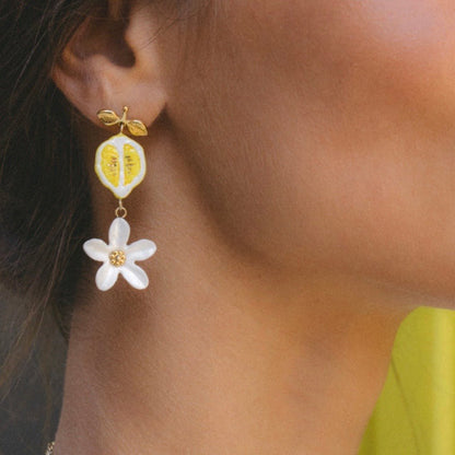 Aros Limones y Flores Blancas - Leontina Joyas