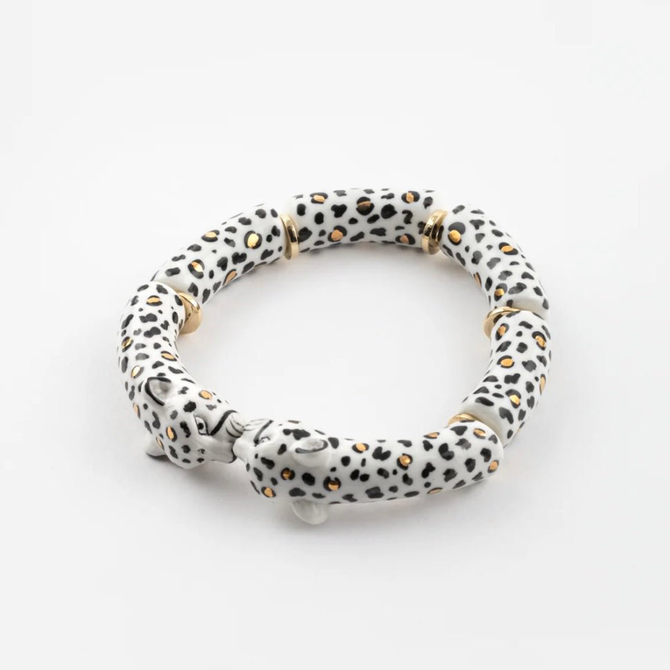 Brazalete Leopardos Blancos Nach Bijoux, porcelana pintada a mano - Leontina Joyas Chile