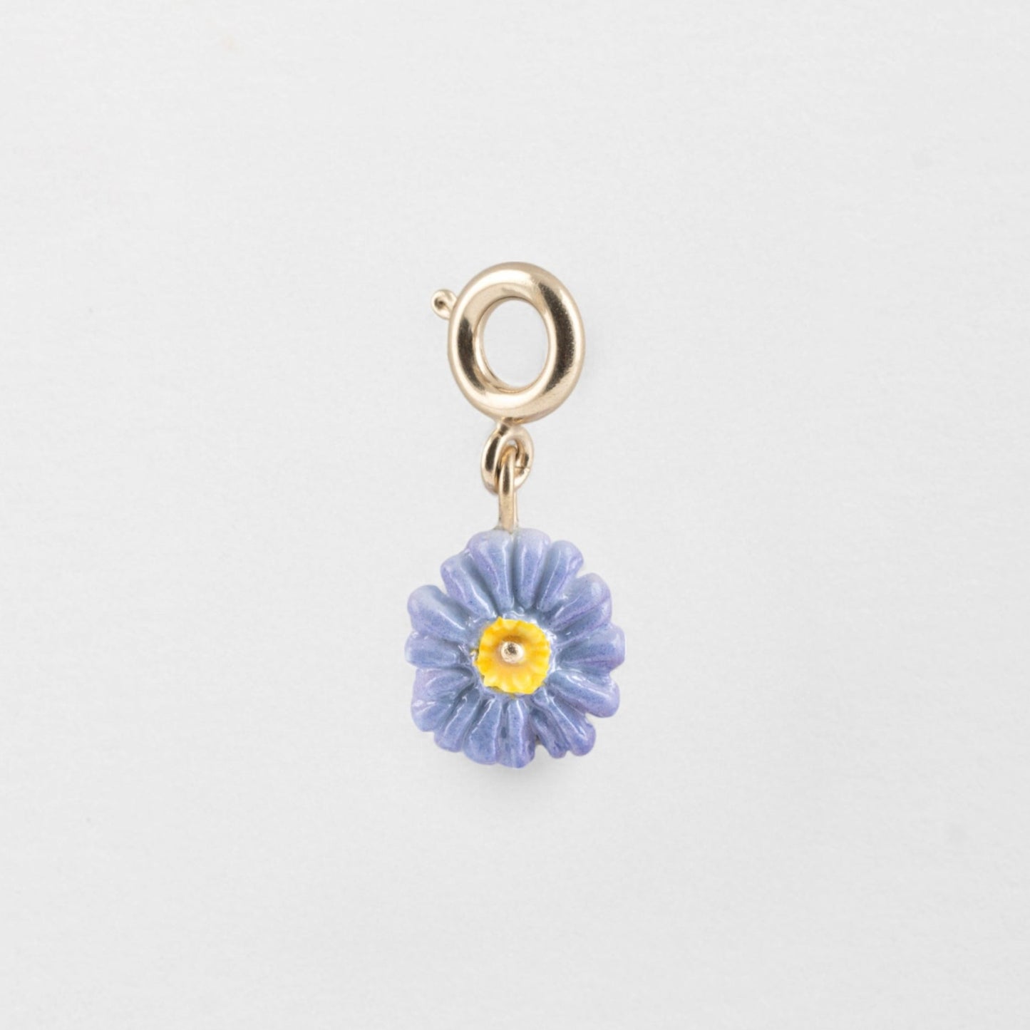 Charm Anémona Lila Nach Bijoux, porcelana pintada a mano - Leontina Joyas Chile