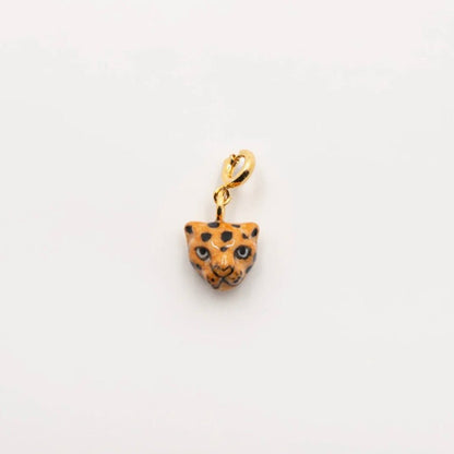 Charm Cabeza Leopardo Nach Bijoux, porcelana pintada a mano - Leontina Joyas Chile