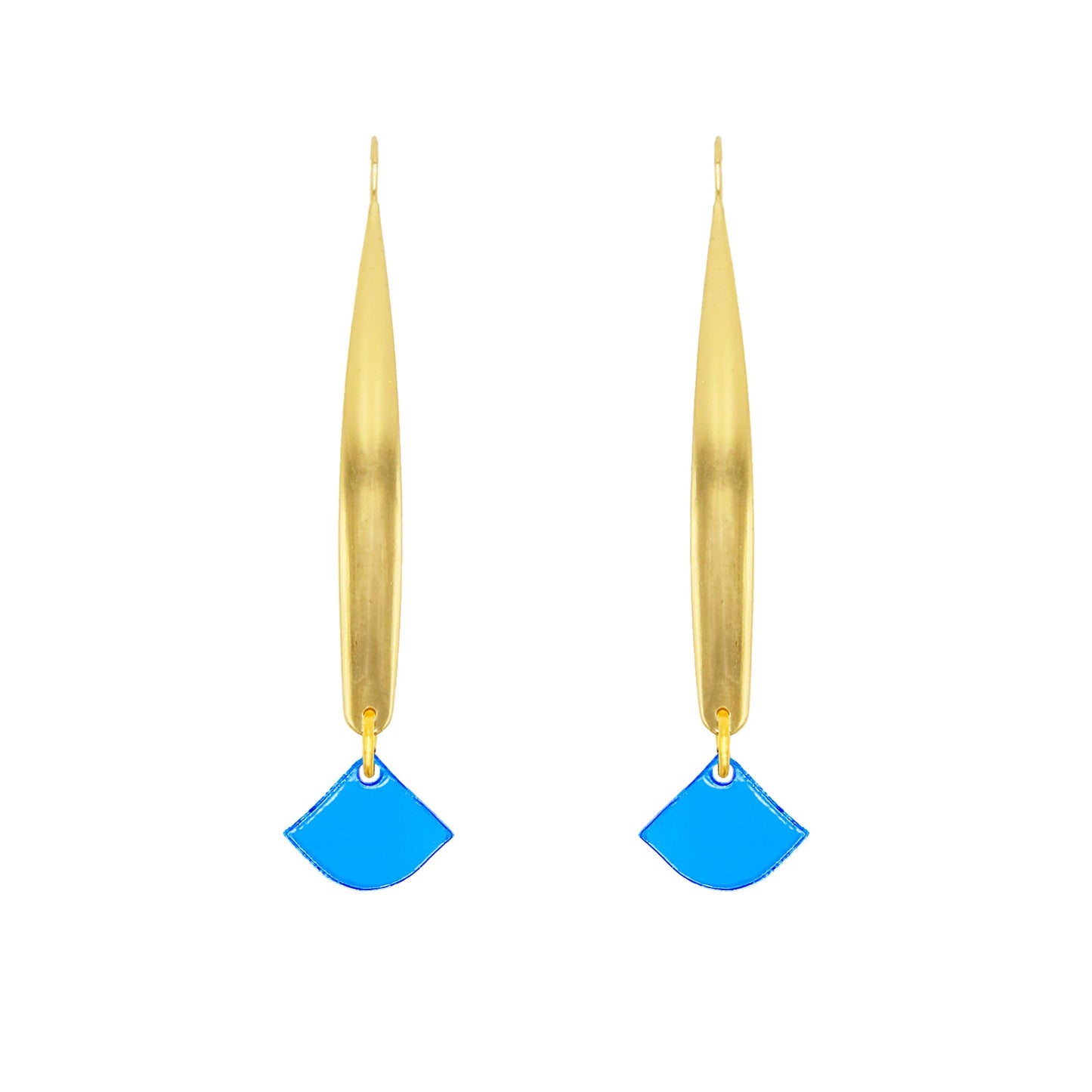 Aros Maxi Quizás Azul Papiroga, acrílico (metacrilato), diseño español - Leontina Joyas Chile