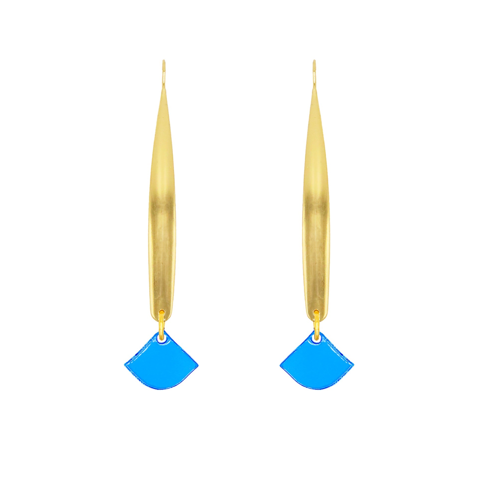 Aros Maxi Quizás Azul Papiroga, acrílico (metacrilato), diseño español - Leontina Joyas Chile
